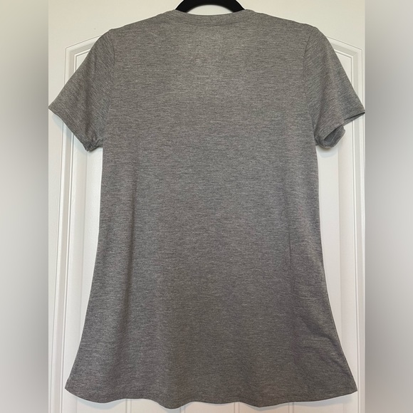 •Target• New Woman’s Modern Lux Gray Sunshine T-Shirt (Size Medium) - Picture 2 of 3